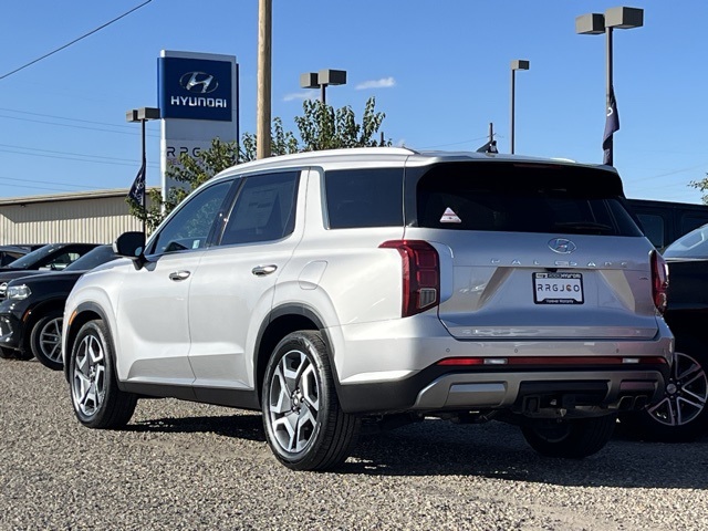 2025 Hyundai Palisade SEL photo 3