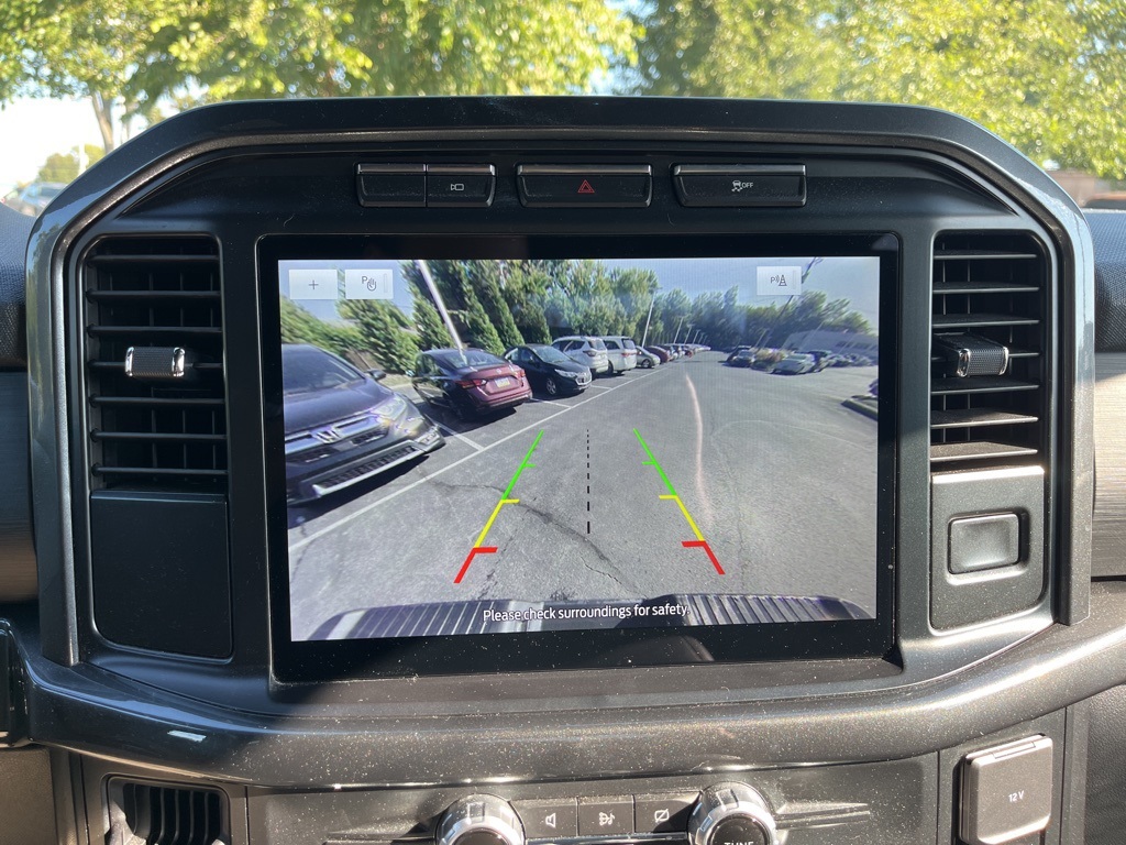 2022 Ford F-150 XLT photo 13
