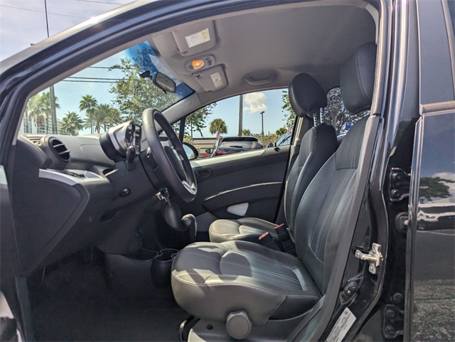 2015 Chevrolet Spark 1LT photo 3