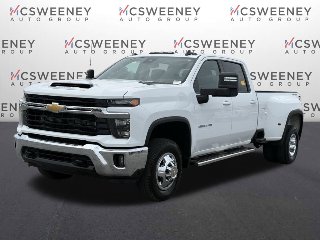 2024 Chevrolet Silverado 3500HD LT's photo