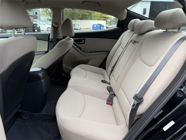 2016 Hyundai Elantra SE photo 13