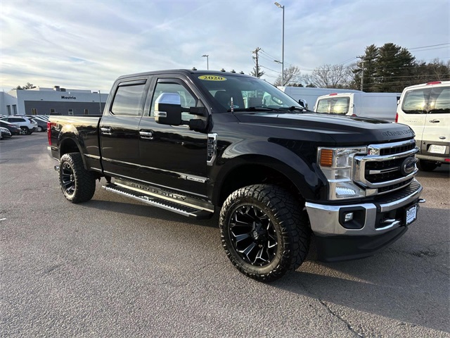2020 Ford F-350 Super Duty Lariat's photo