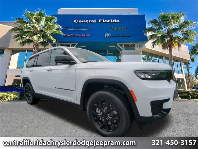 2025 Jeep Grand Cherokee L Altitude's photo