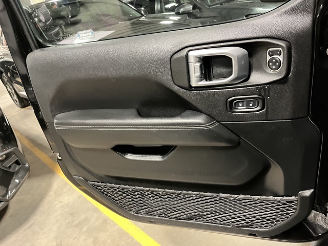 2021 Jeep Gladiator Overland photo 15