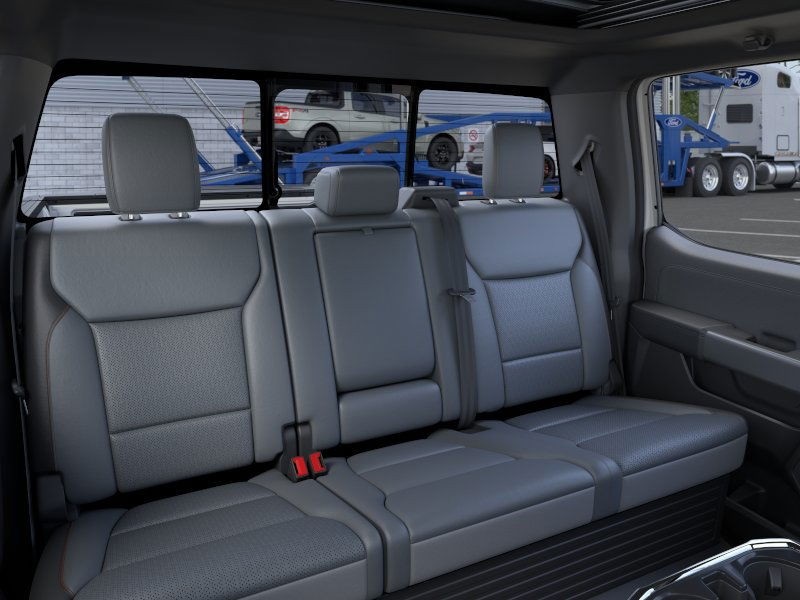 2025 Ford F-150 Lightning Lariat photo 12