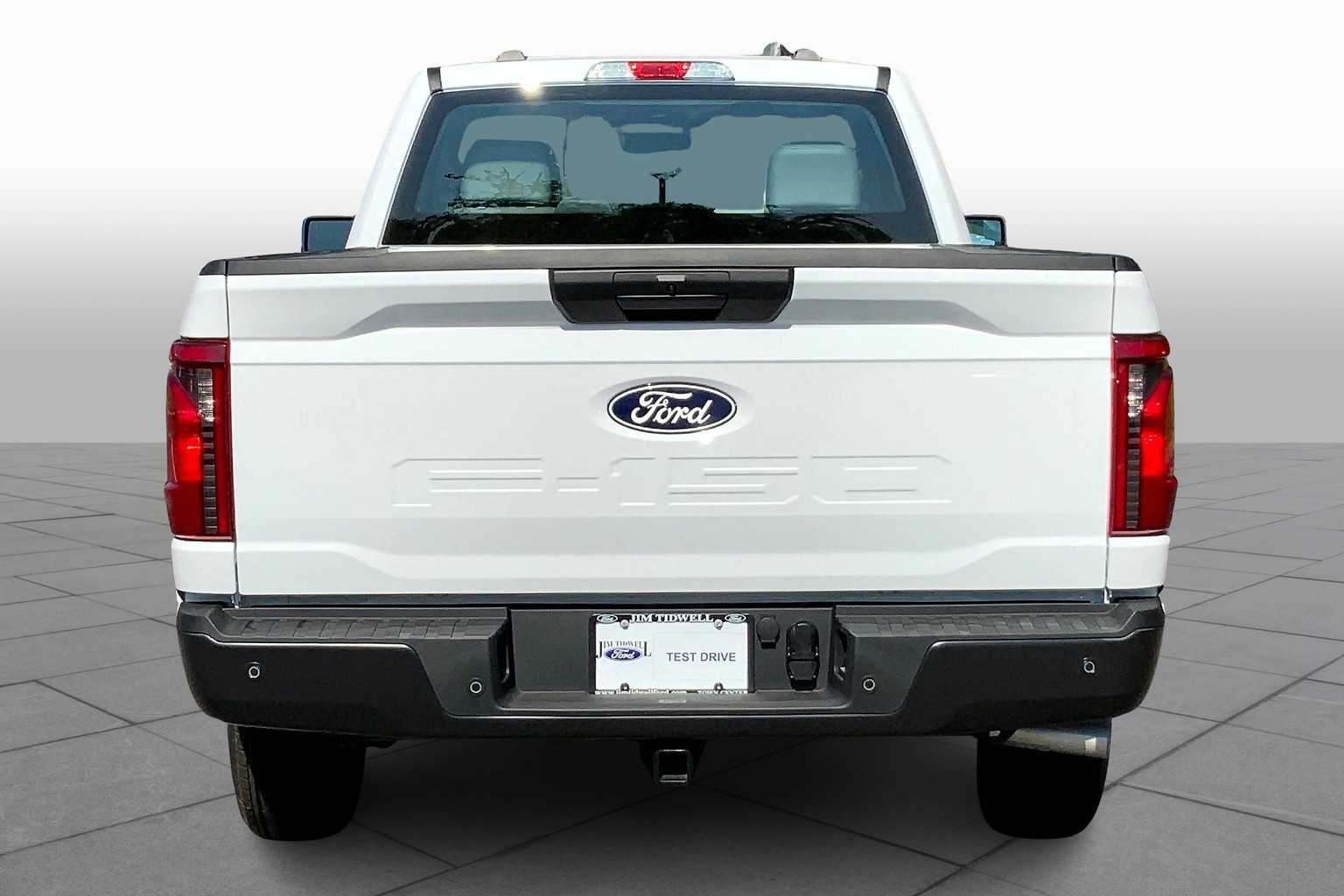 2025 Ford F-150 XL photo 4