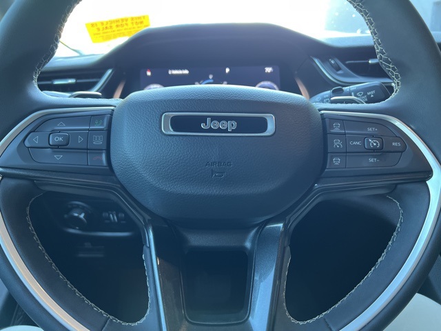 2023 Jeep Grand Cherokee Laredo photo 18