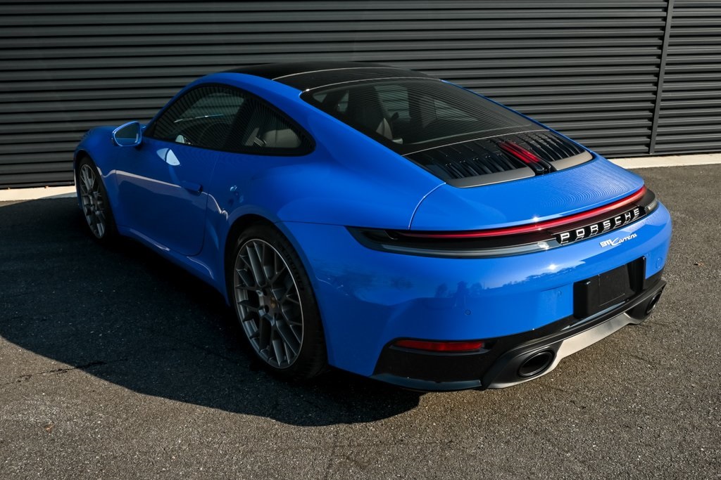 2025 Porsche 911 Coupe photo 3