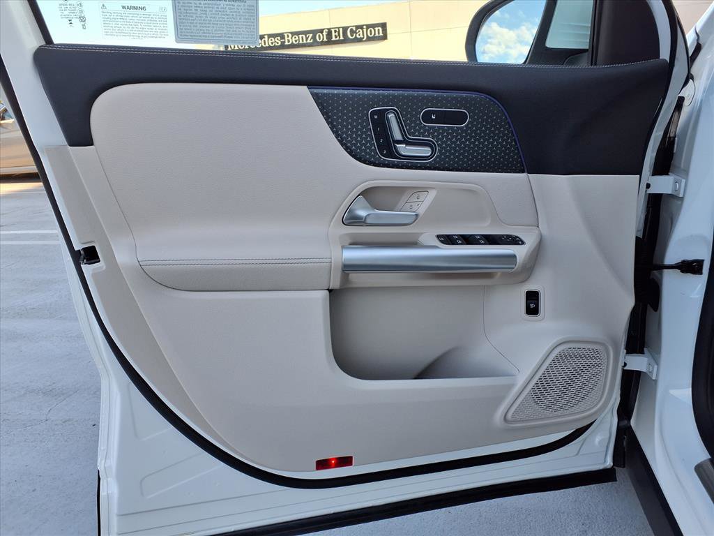 2025 Mercedes Benz GLA 250 4MATIC photo 10