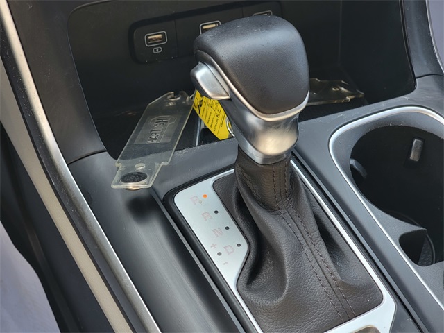 2023 Kia Carnival LX photo 25