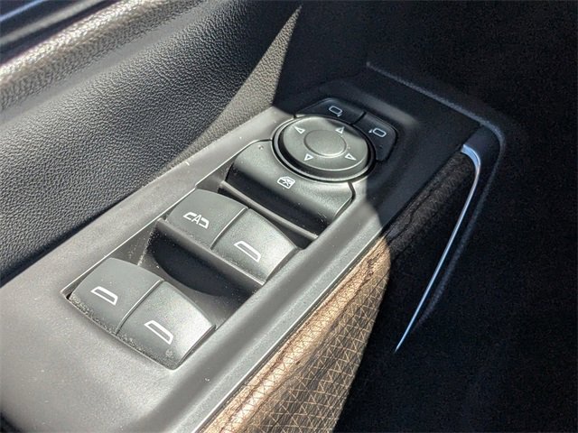 2020 Chevrolet Silverado 1500 LT photo 19