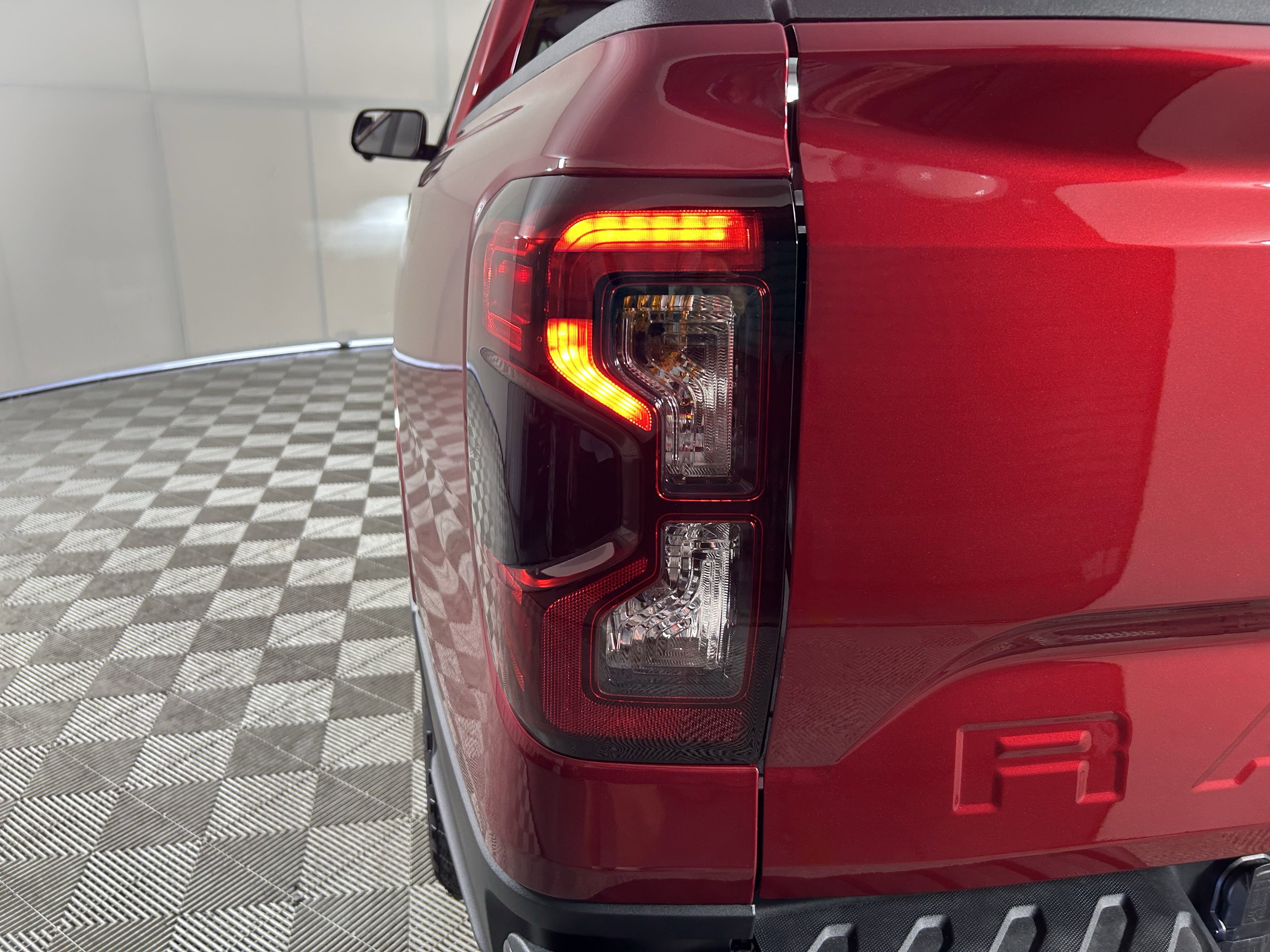 2025 Ford Ranger XLT photo 2