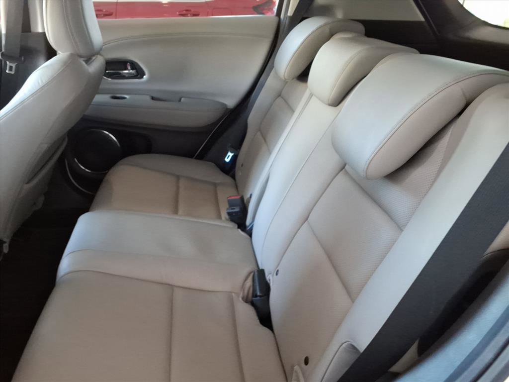 2021 Honda HR-V EX-L photo 12