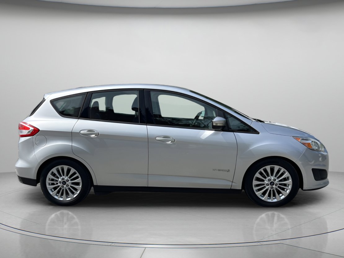 2017 Ford C-Max Hybrid SE photo 2
