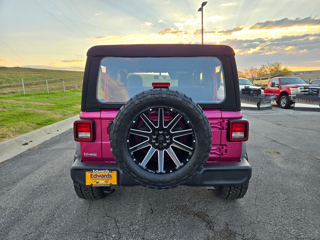 2024 Jeep Wrangler Sport photo 4