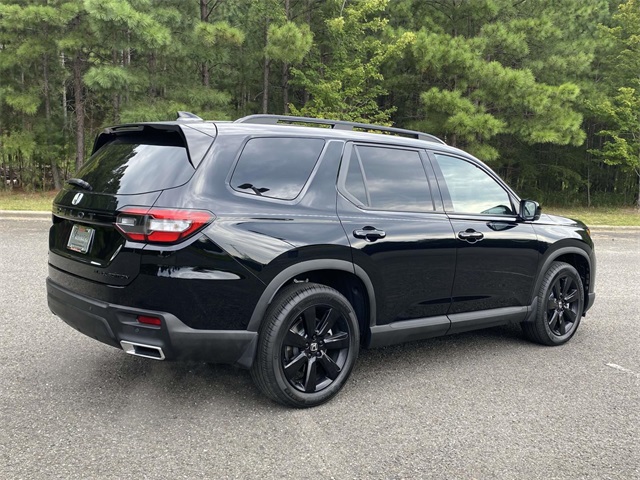 2025 Honda Pilot Black Edition photo 6