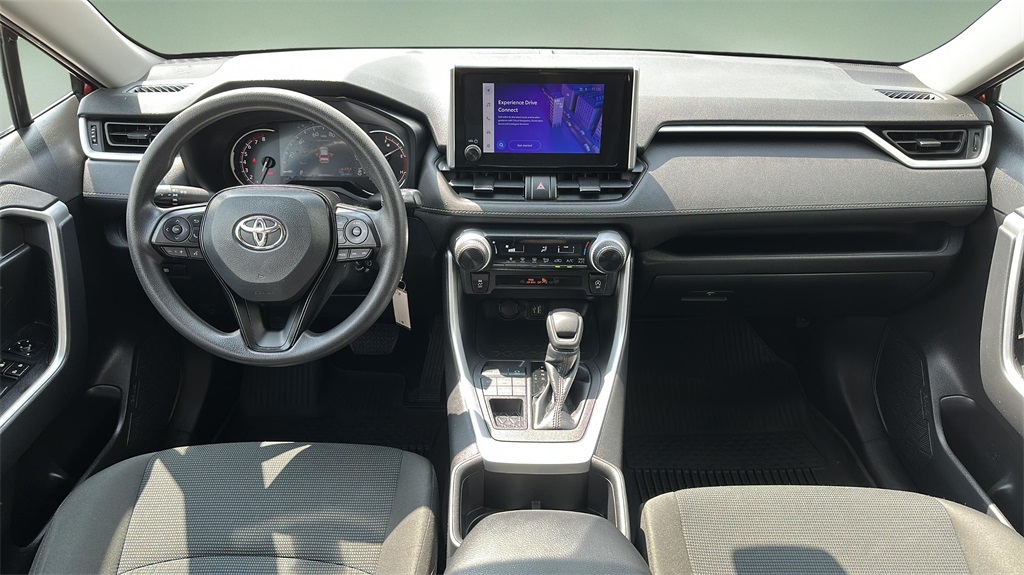 2023 Toyota RAV4 LE photo 10