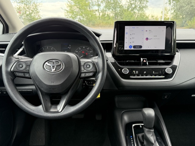 2024 Toyota Corolla LE photo 6
