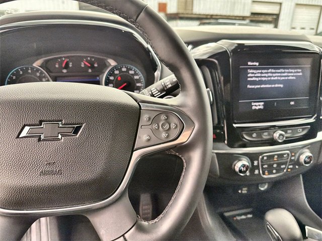 2023 Chevrolet Traverse RS photo 2