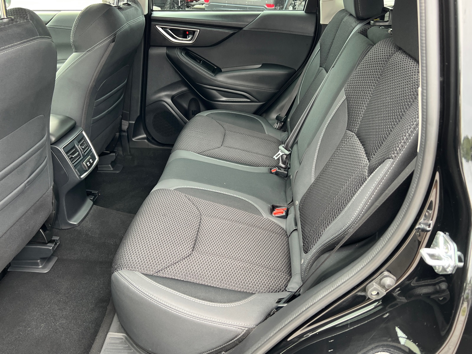 2023 Subaru Forester Premium photo 17