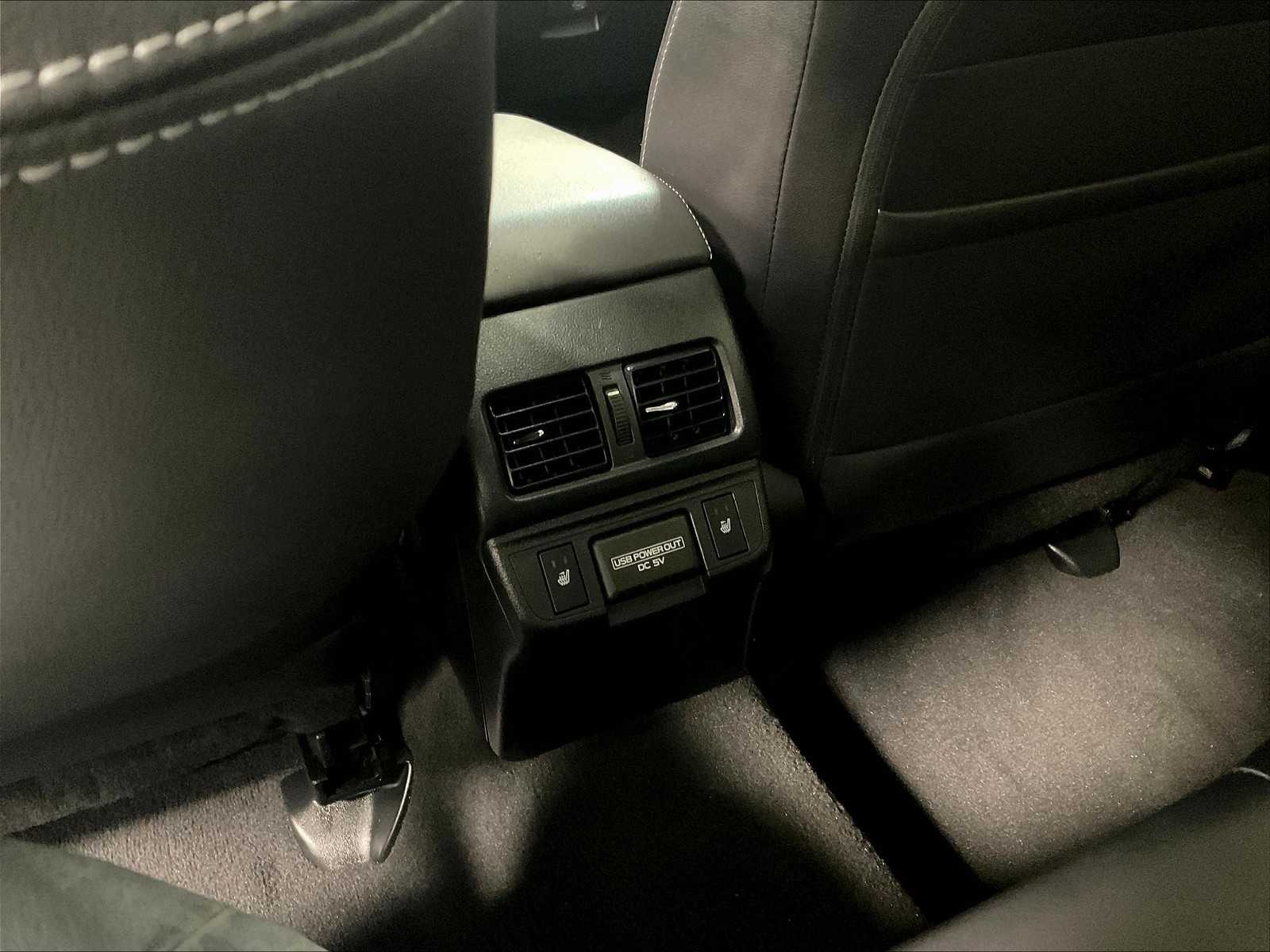 2018 Subaru Legacy Limited photo 27