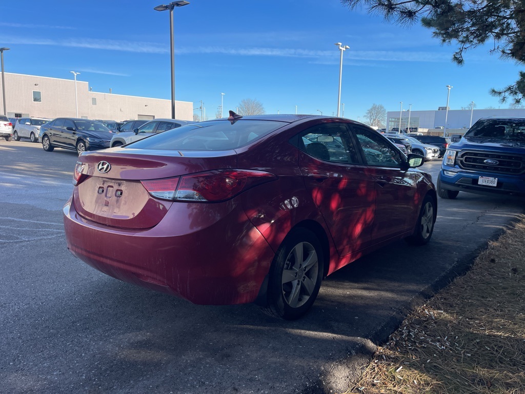 2013 Hyundai Elantra GLS photo 3