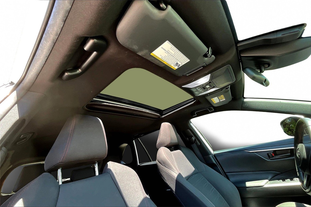 2021 Toyota RAV4 Prime XLE Premium photo 14