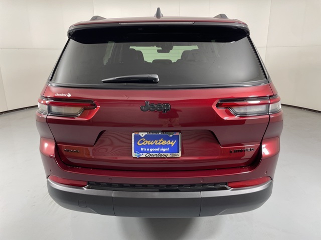 2025 Jeep Grand Cherokee Limited photo 5