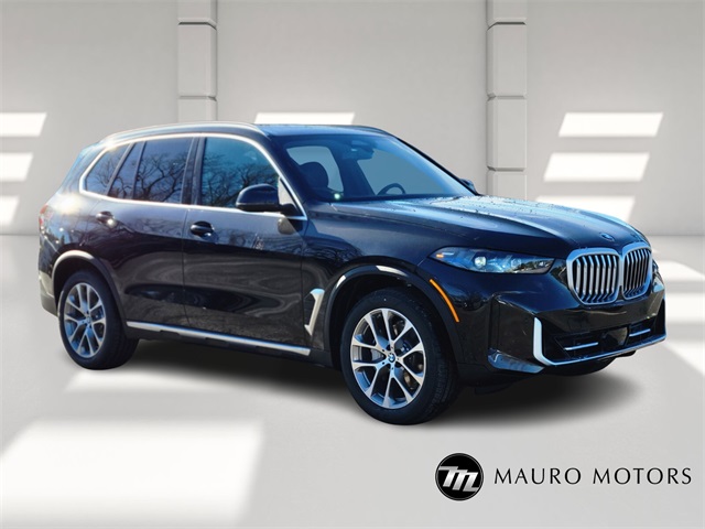 2026 BMW X5 40i's photo
