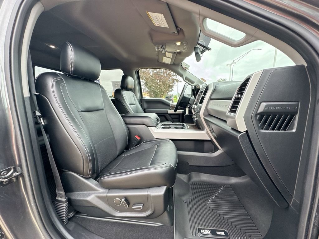 2019 Ford F-250 Lariat photo 25