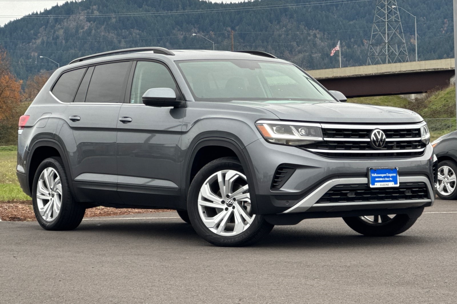 2023 Volkswagen Atlas SE w/Tech's photo