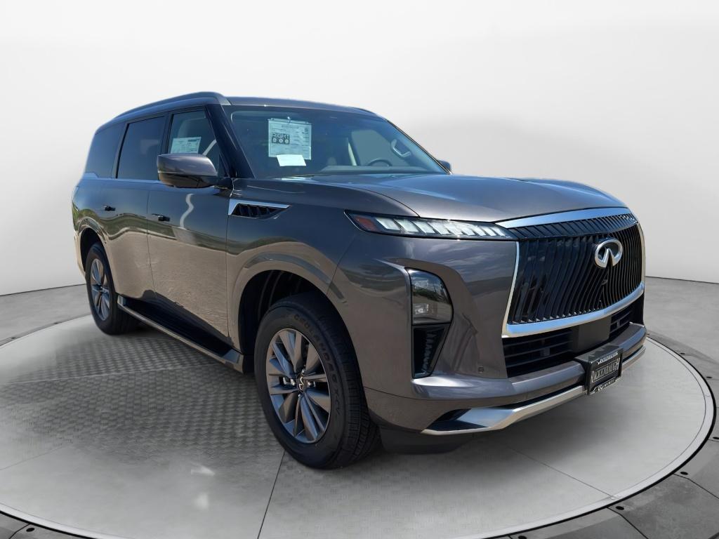 2025 Infiniti QX80 Pure photo 3