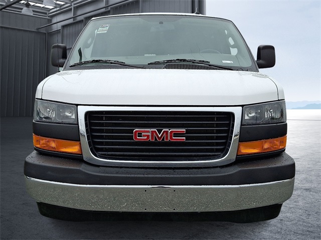 2023 Gmc Savana 2500 Cargo photo 2