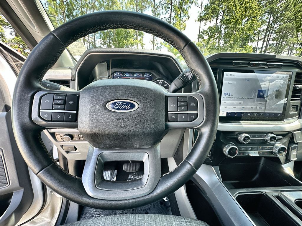 2023 Ford F-150 XLT photo 11