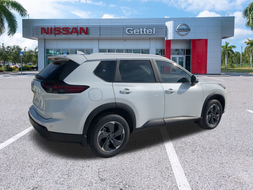 2025 Nissan Rogue SV photo 3