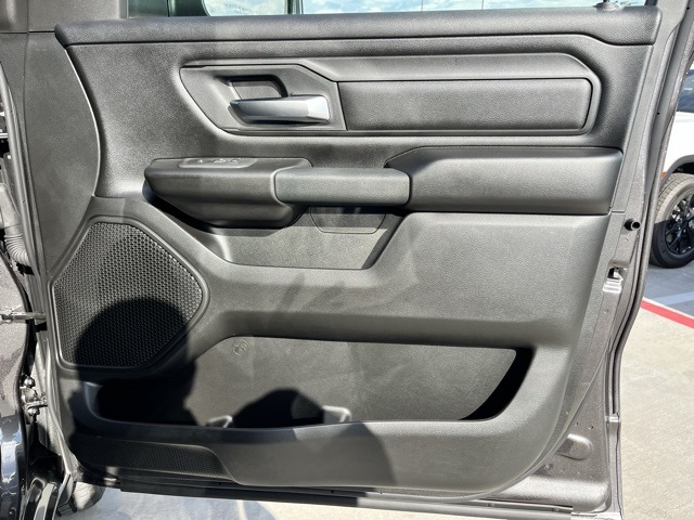 2025 Ram 1500 Tradesman photo 21