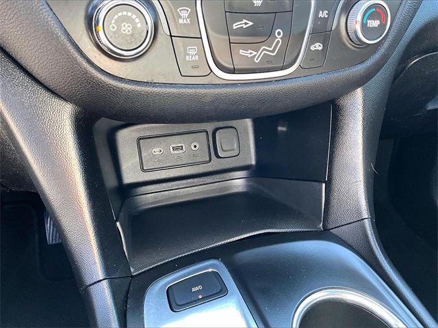 2019 Chevrolet Equinox LT photo 26