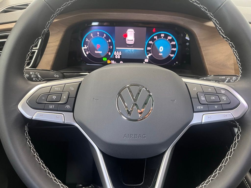 2025 Volkswagen Atlas SE Technology photo 19