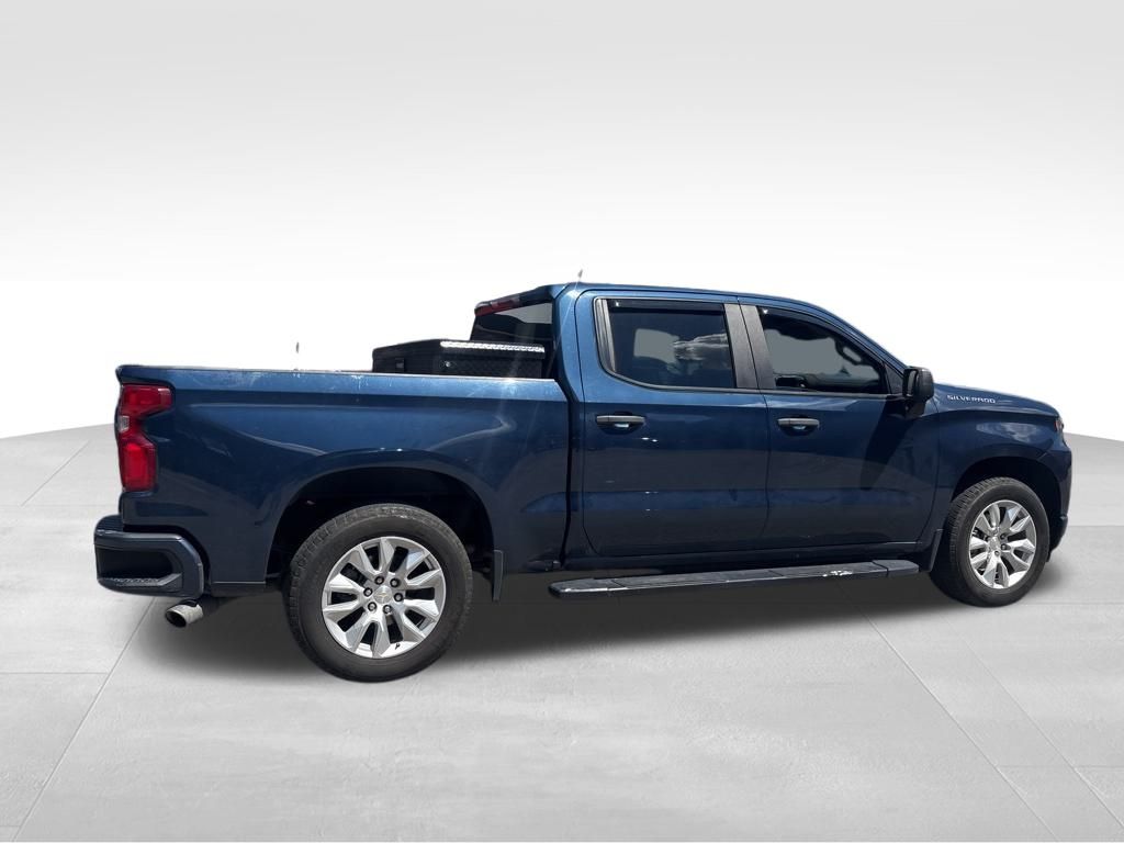 2021 Chevrolet Silverado 1500 Custom photo 13
