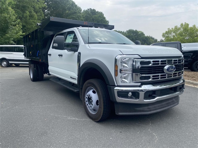 2025 Ford F-550 Super Duty Chassis Cab XL's photo