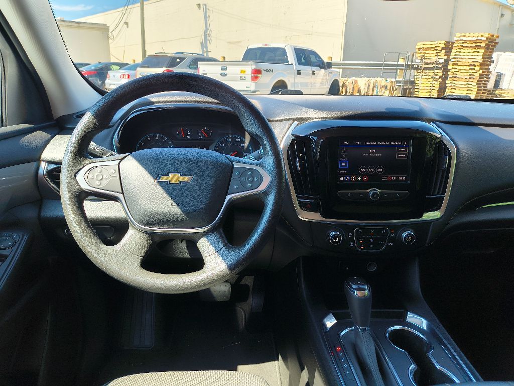 2021 Chevrolet Traverse LS photo 27