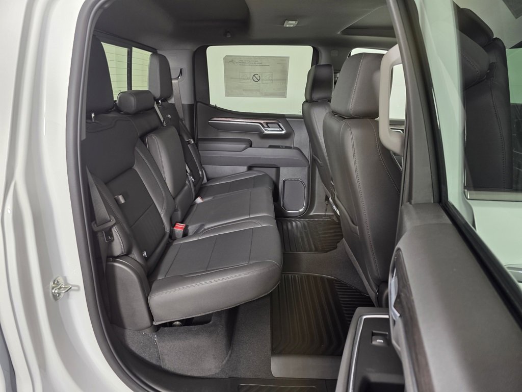 2025 Chevrolet Silverado 1500 LTZ photo 15