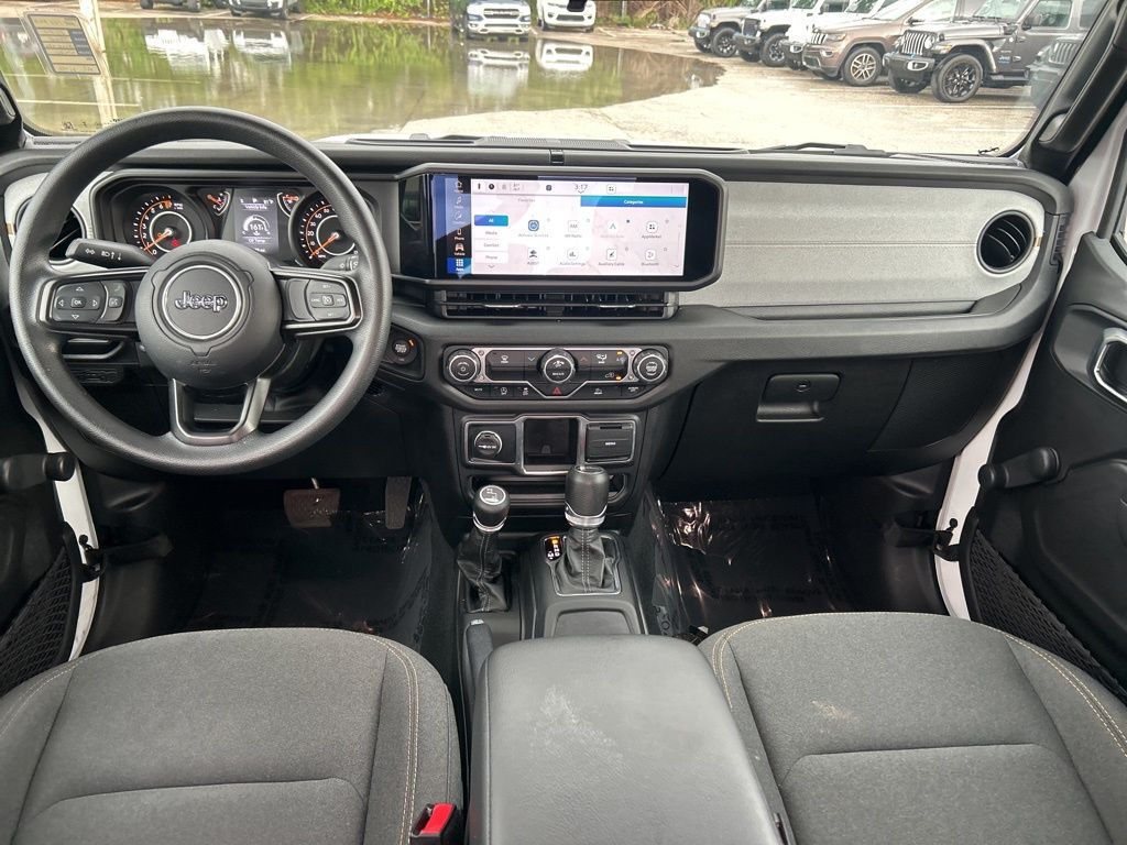 2024 Jeep Gladiator Sport photo 29