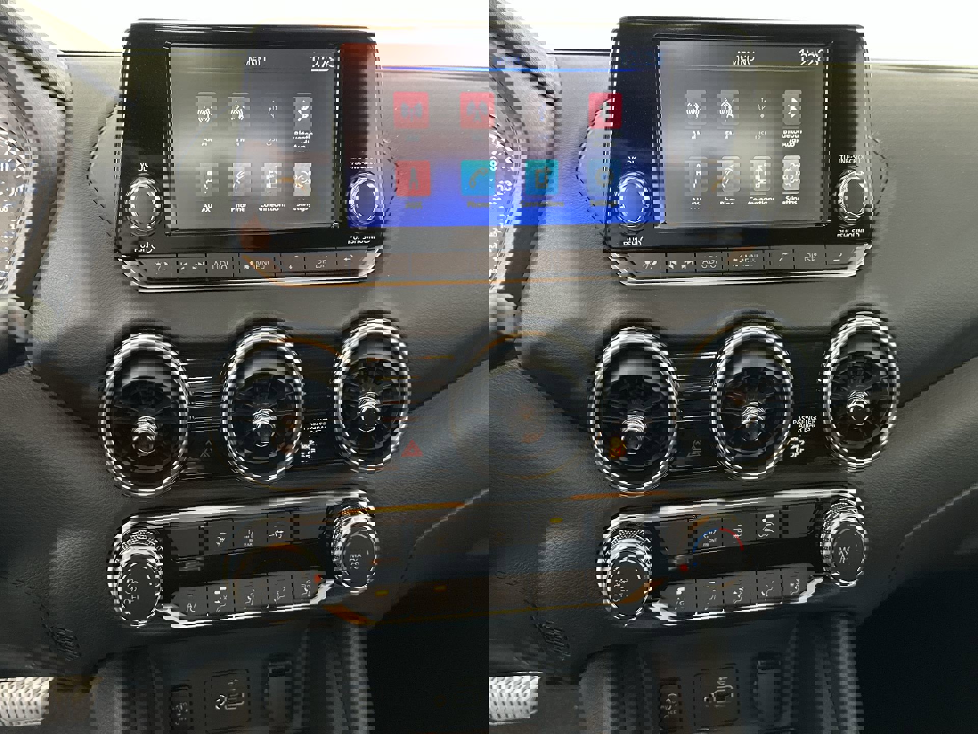 2025 Nissan Sentra S photo 20