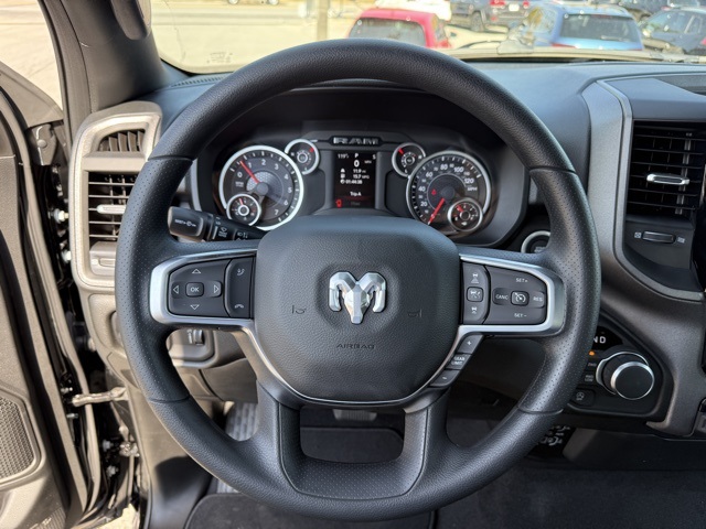 2025 Ram 1500 Tradesman photo 13