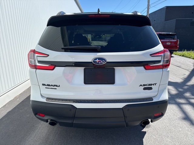 2023 Subaru Ascent Onyx Edition photo 12