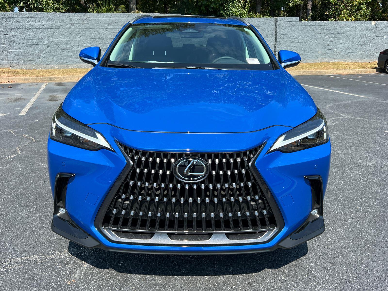 2025 Lexus NX 250 photo 3