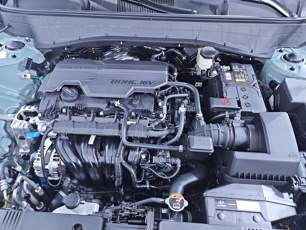 2026 Hyundai Kona SEL photo 17