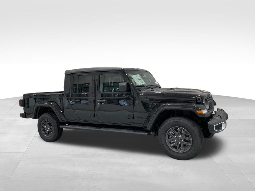2025 Jeep Gladiator Sport S photo 2