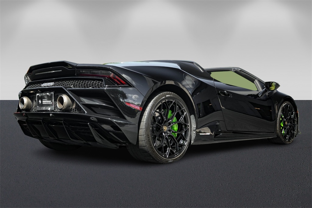 2020 Lamborghini Huracan Evo Base photo 3